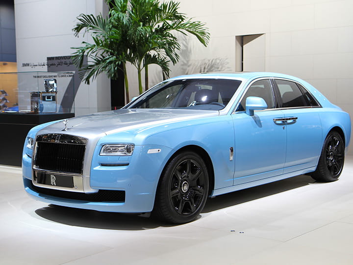 Rolls Royce is the most popular luxury car in Dubai.